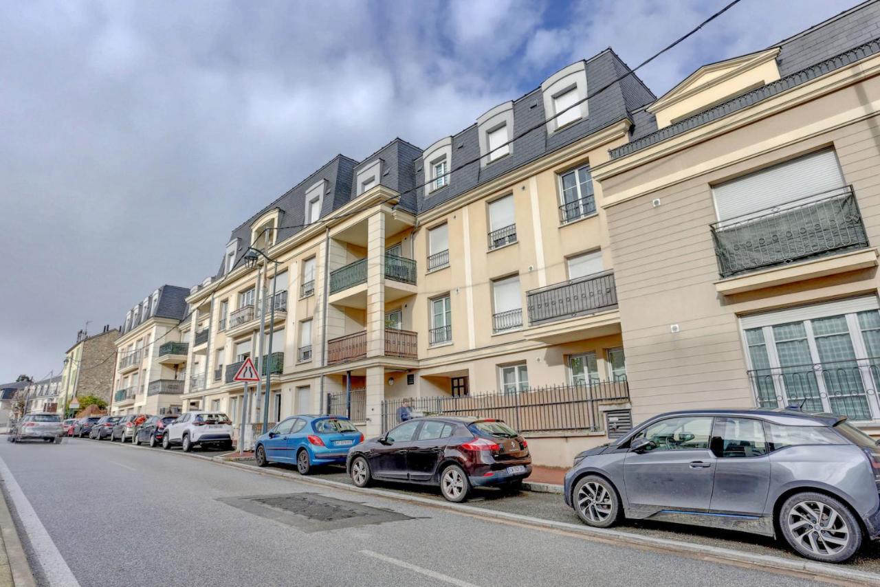 Apartamento Le Curie - Saint Cyr Exterior foto
